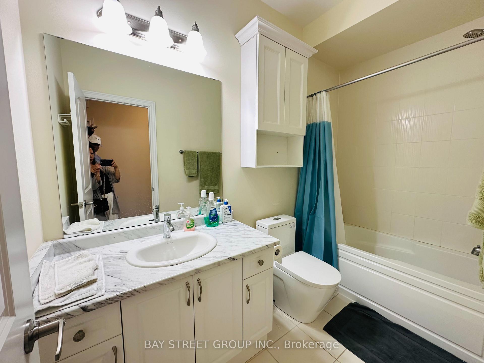 Photo 26 of 32 Capreol Avenue, Aurora, Rural Aurora — HOMEH