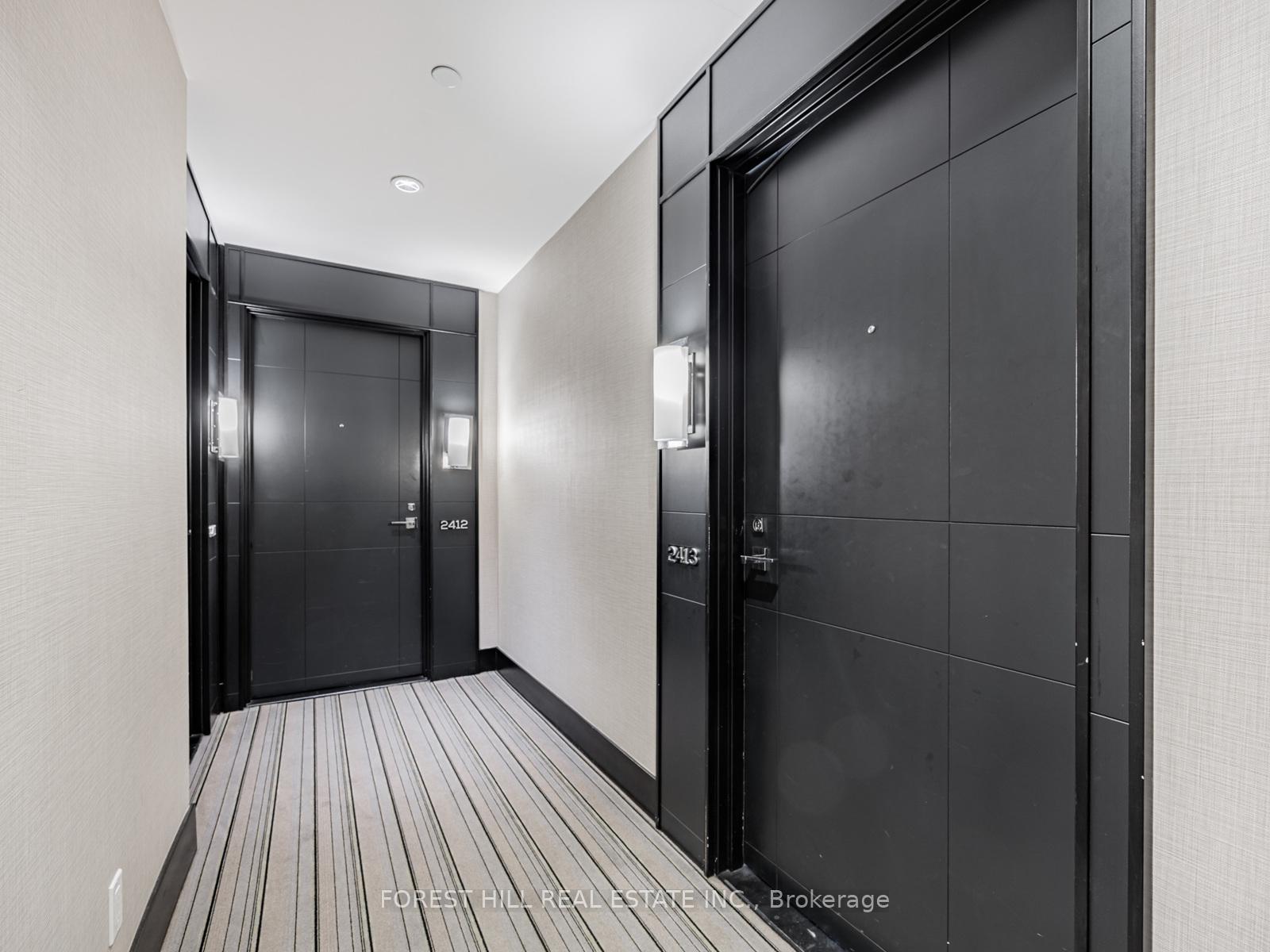Photo 4 of Unit 2413, 98 Lillian Street, Toronto, Mount Pleasant West — HOMEH