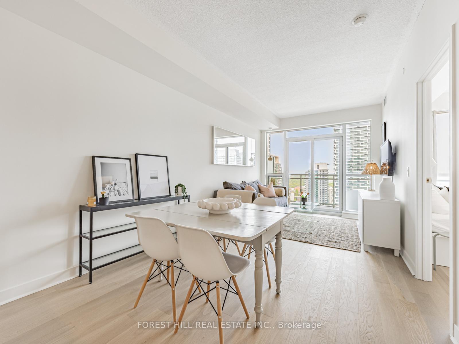 Photo 11 of Unit 2413, 98 Lillian Street, Toronto, Mount Pleasant West — HOMEH