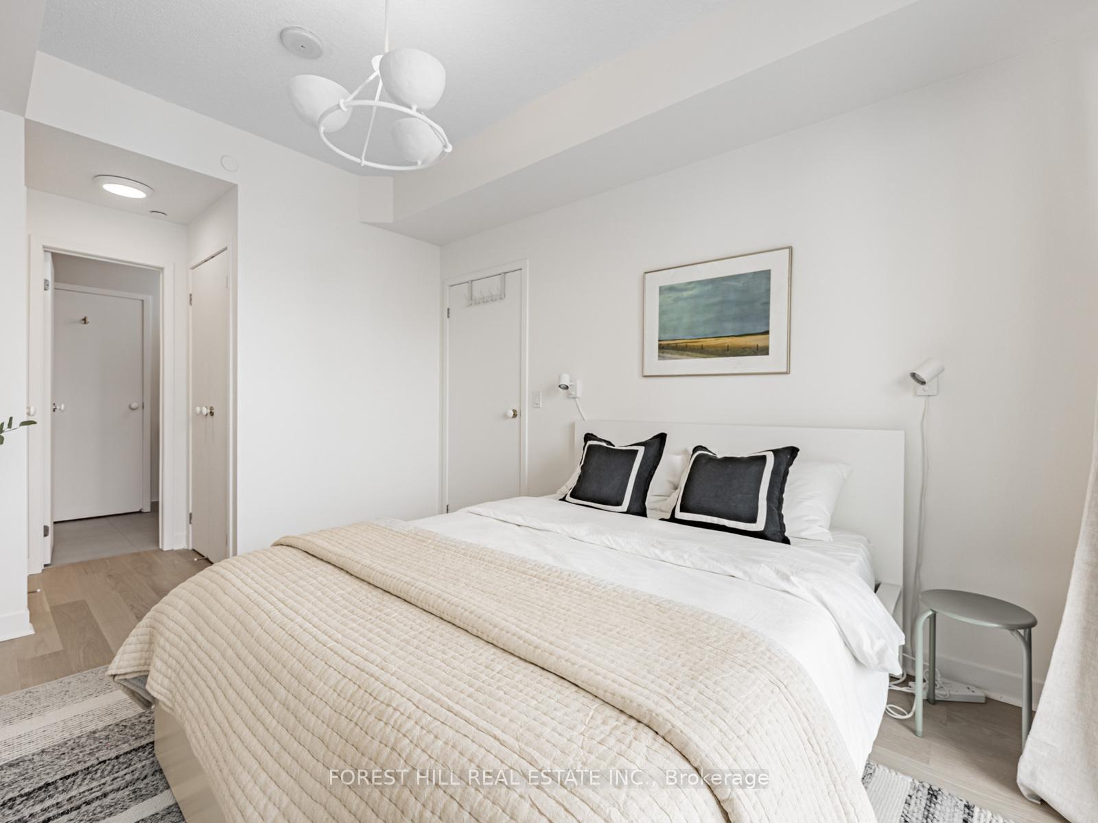 Photo 19 of Unit 2413, 98 Lillian Street, Toronto, Mount Pleasant West — HOMEH