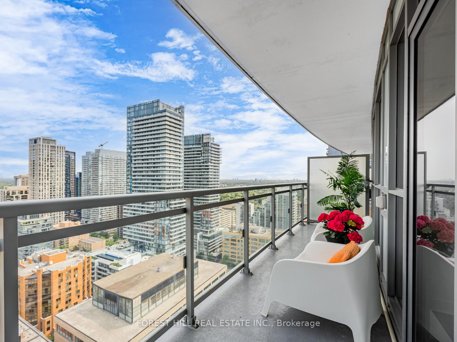 Photo 22 of Unit 2413, 98 Lillian Street, Toronto, Mount Pleasant West — HOMEH