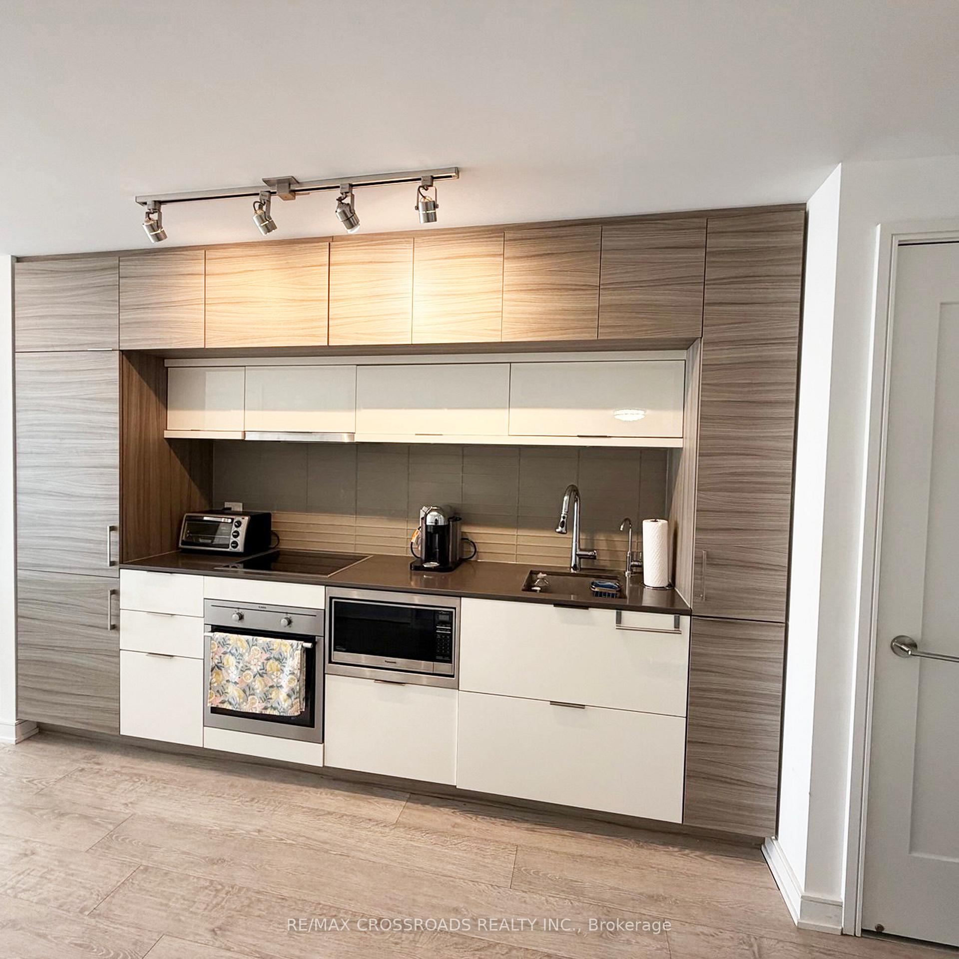 Photo 16 of Unit 4308, 88 Scott Street, Toronto, Church-Yonge Corridor — HOMEH