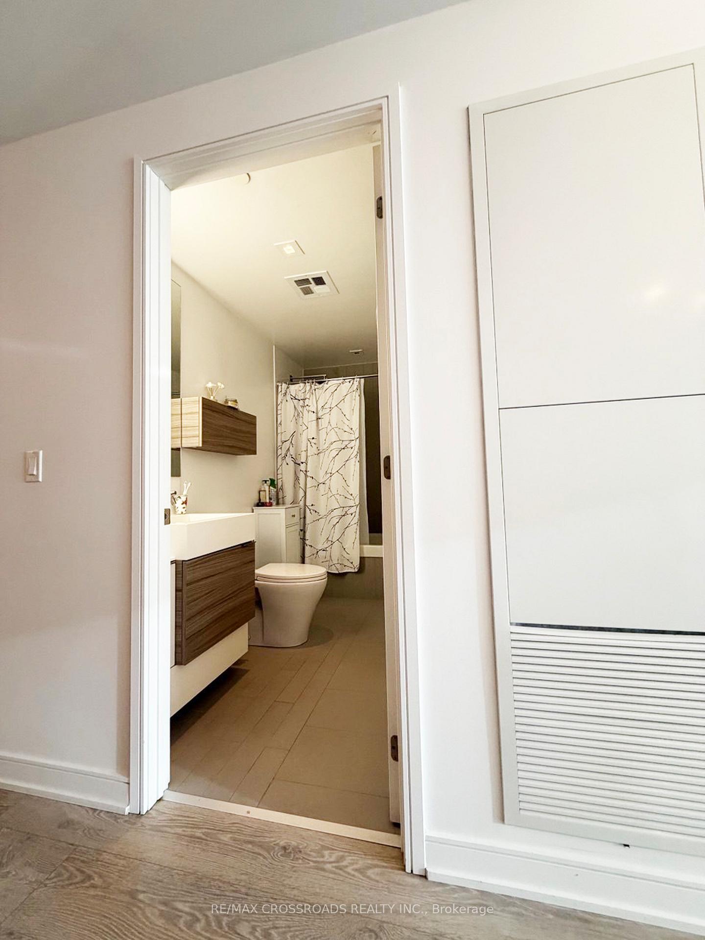 Photo 23 of Unit 4308, 88 Scott Street, Toronto, Church-Yonge Corridor — HOMEH