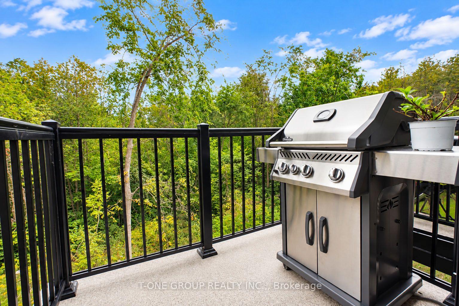 Photo 27 of 148 Blue Forest Crescent, Barrie, Innis-Shore — HOMEH