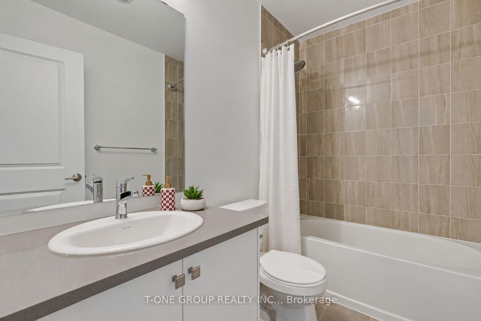 Photo 39 of 148 Blue Forest Crescent, Barrie, Innis-Shore — HOMEH