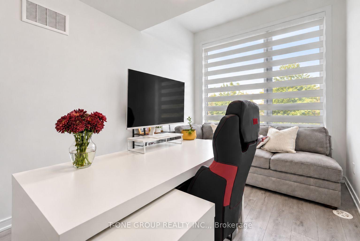 Photo 41 of 148 Blue Forest Crescent, Barrie, Innis-Shore — HOMEH