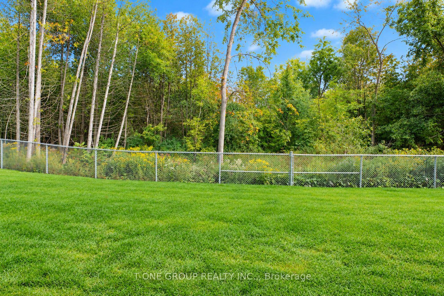 Photo 46 of 148 Blue Forest Crescent, Barrie, Innis-Shore — HOMEH
