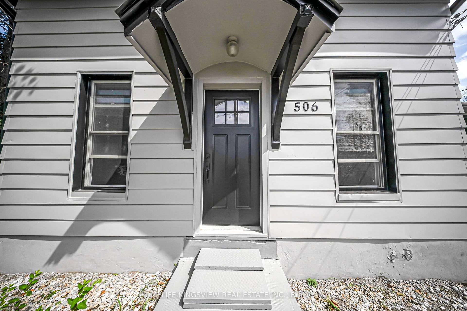 Photo 2 of 506 West Street S, Orillia — HOMEH