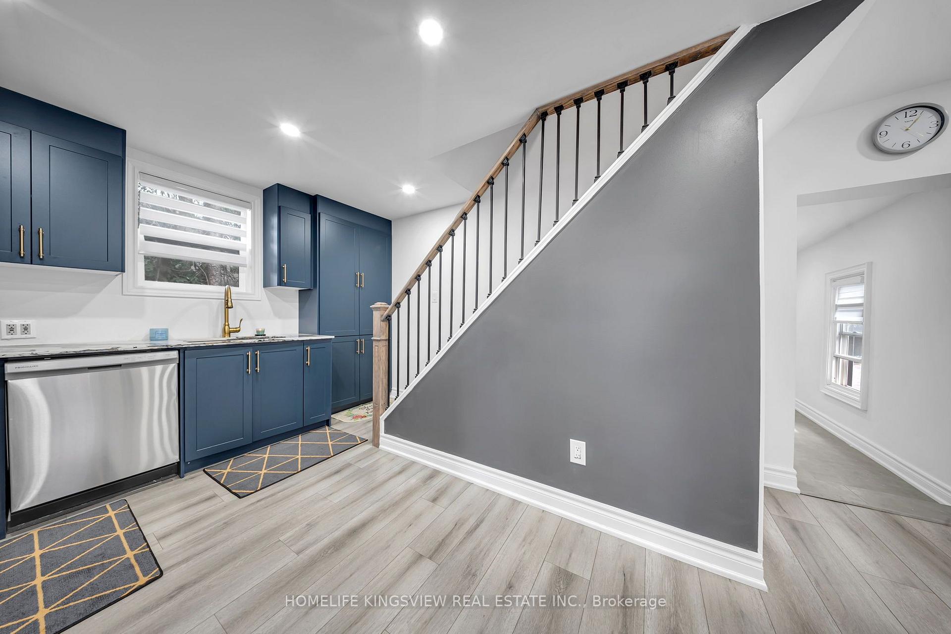 Photo 9 of 506 West Street S, Orillia — HOMEH