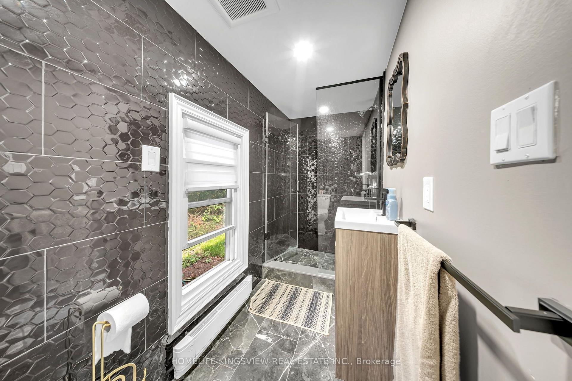 Photo 13 of 506 West Street S, Orillia — HOMEH