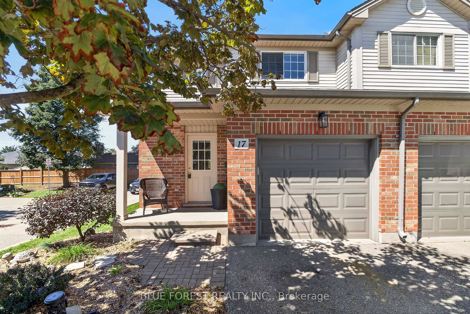 Front of Unit 17, 1199 Reardon Boulevard
