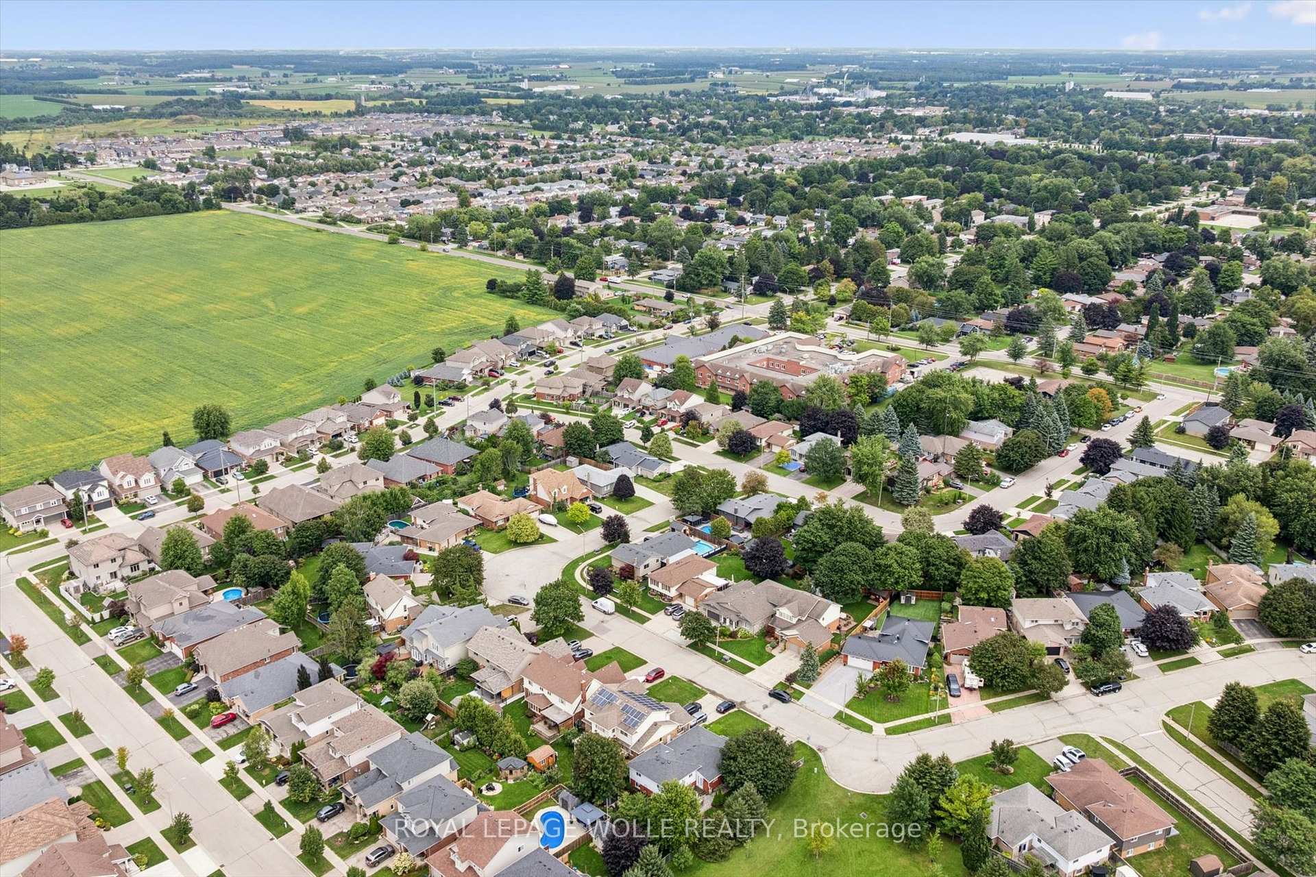 Photo 45 of 3 Peregrine Crescent, Woolwich, Elmira — HOMEH