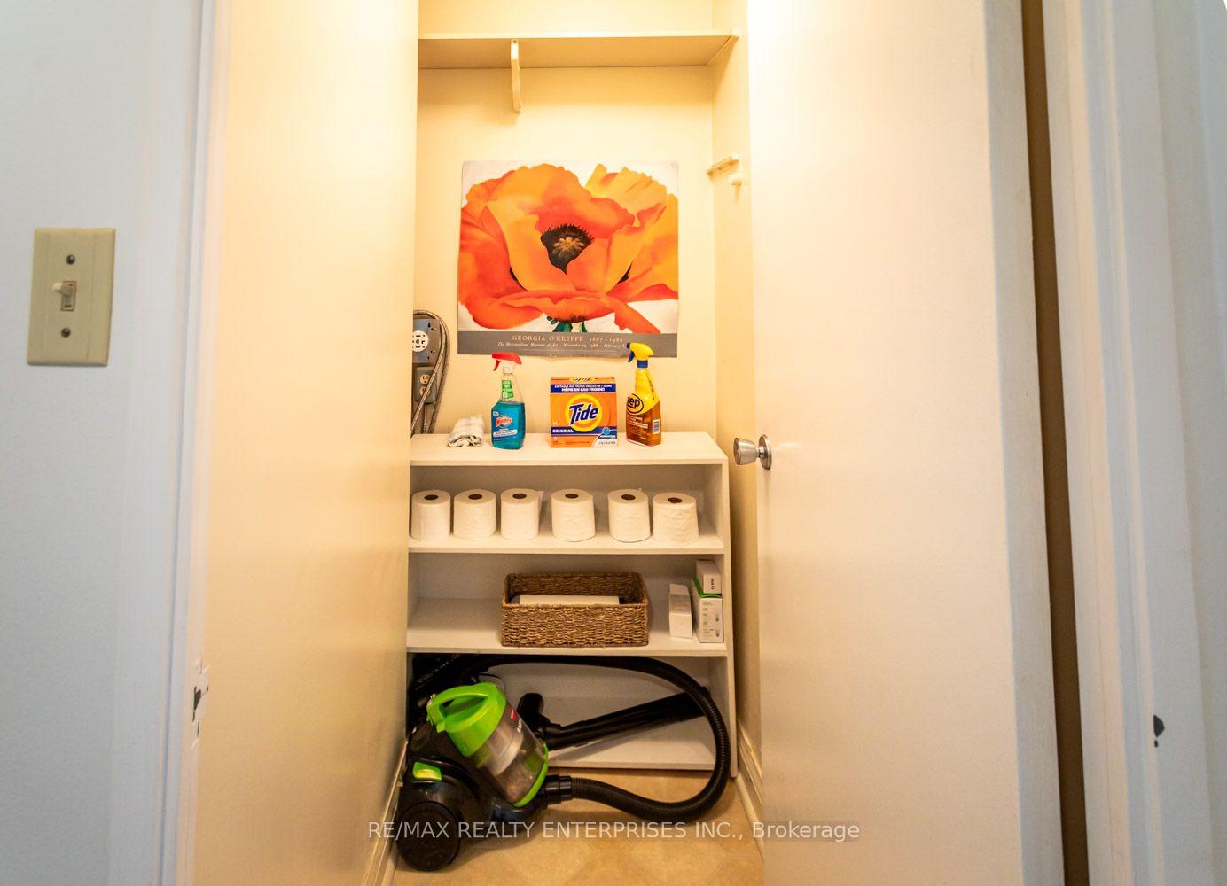 Photo 6 of Unit 1708, 1400 Dixie Road, Mississauga, Lakeview — HOMEH