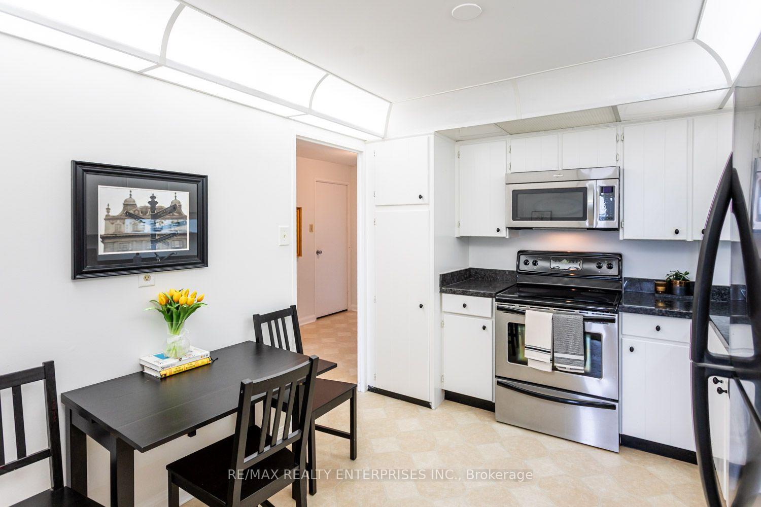 Photo 12 of Unit 1708, 1400 Dixie Road, Mississauga, Lakeview — HOMEH