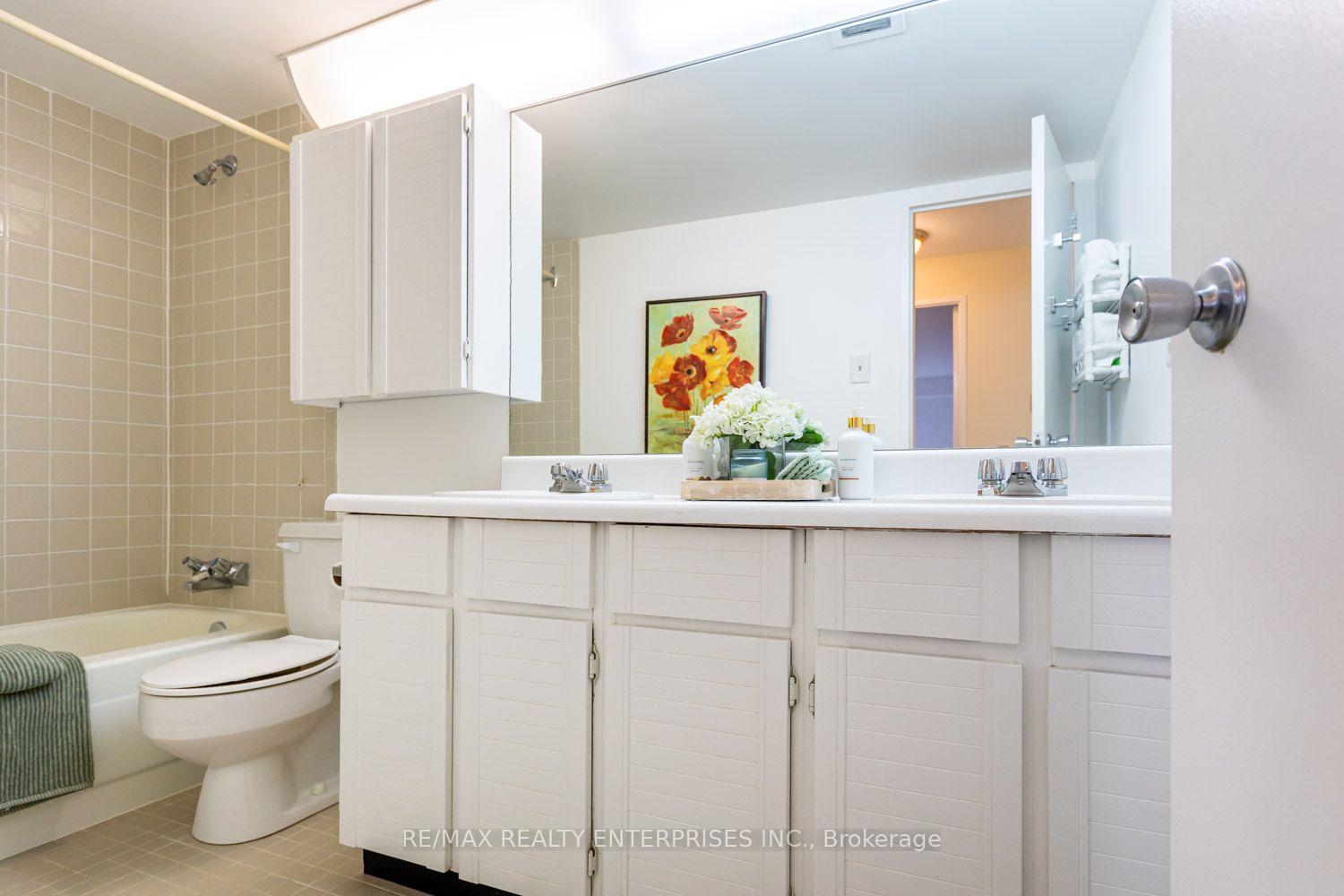 Photo 19 of Unit 1708, 1400 Dixie Road, Mississauga, Lakeview — HOMEH