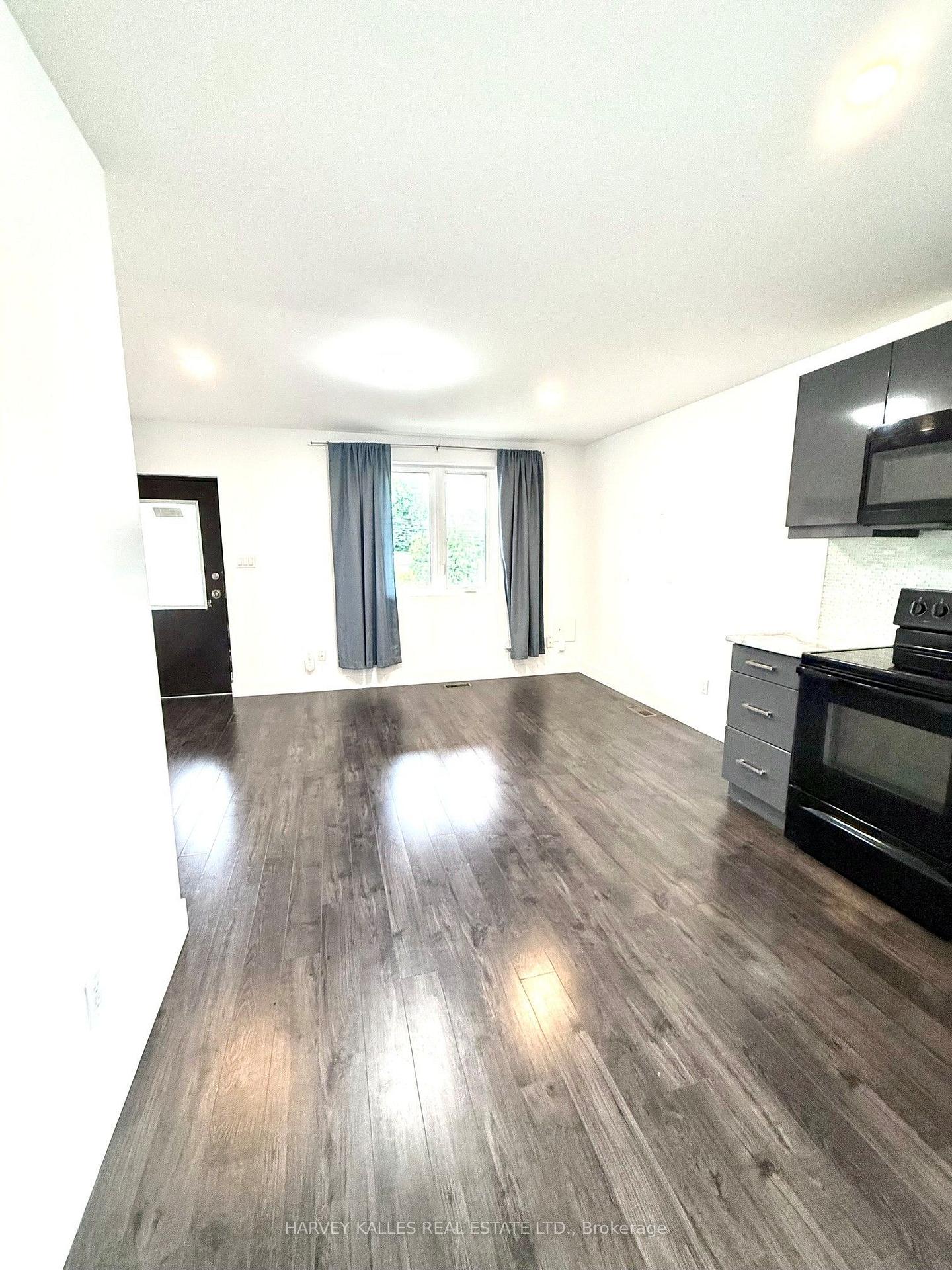 Photo 5 of Unit Unit B, 427 Vaughan Road, Toronto, Humewood-Cedarvale — HOMEH
