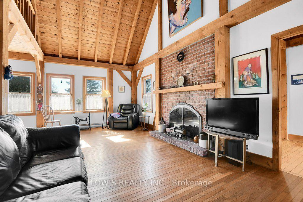 Photo 10 of 21325 Creek Road, North Glengarry, North Glengarry (Lochiel) Twp — HOMEH