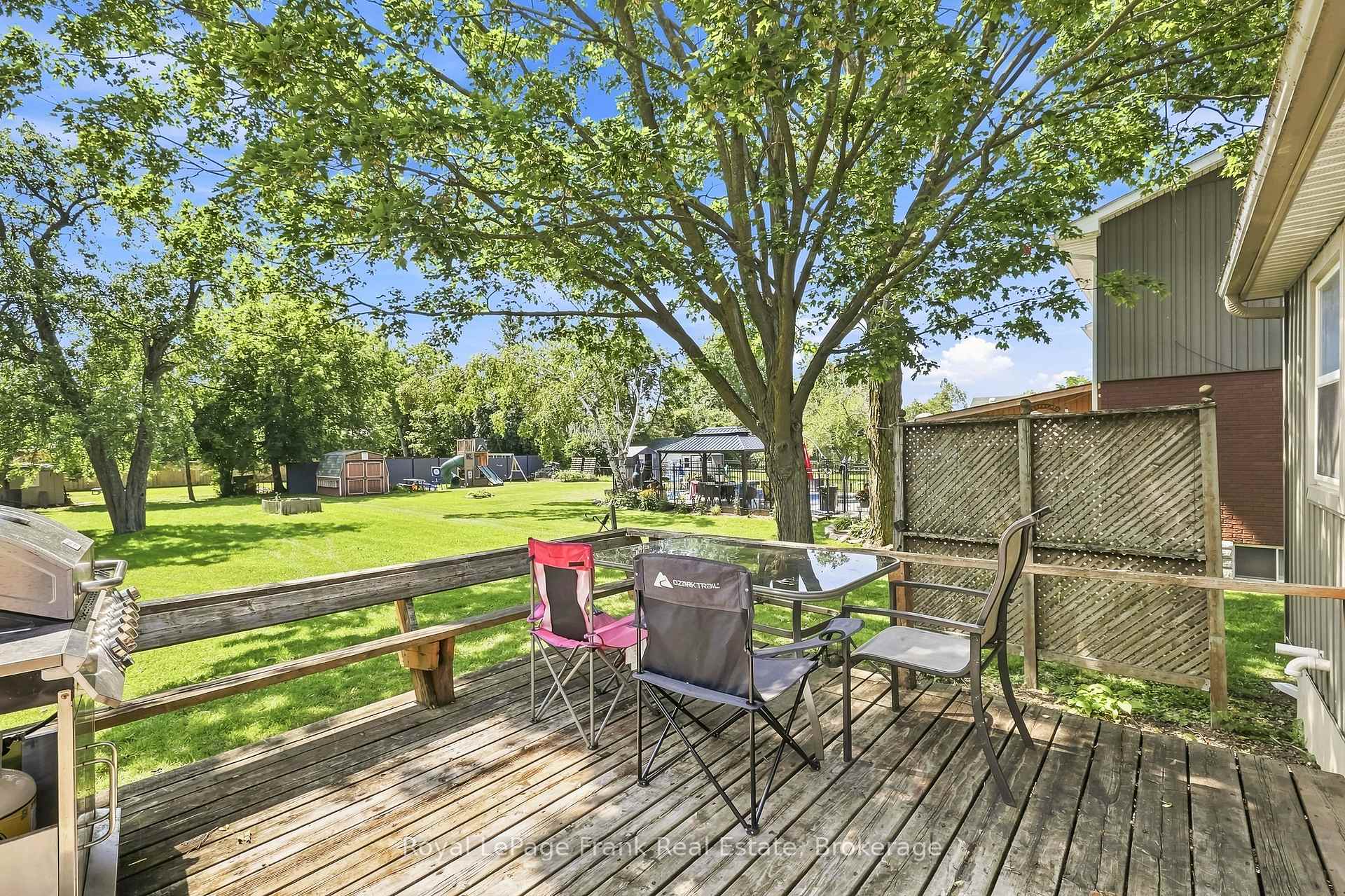 Photo 27 of 317 Bay Street, Brock, Beaverton — HOMEH