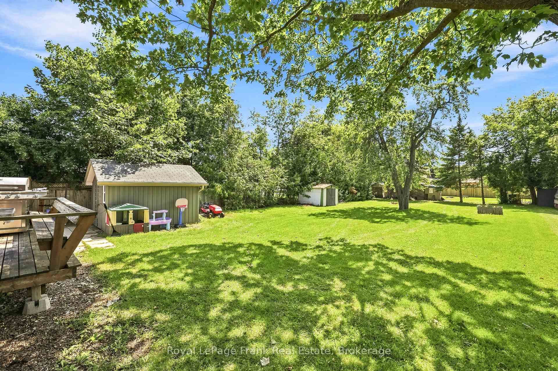 Photo 31 of 317 Bay Street, Brock, Beaverton — HOMEH