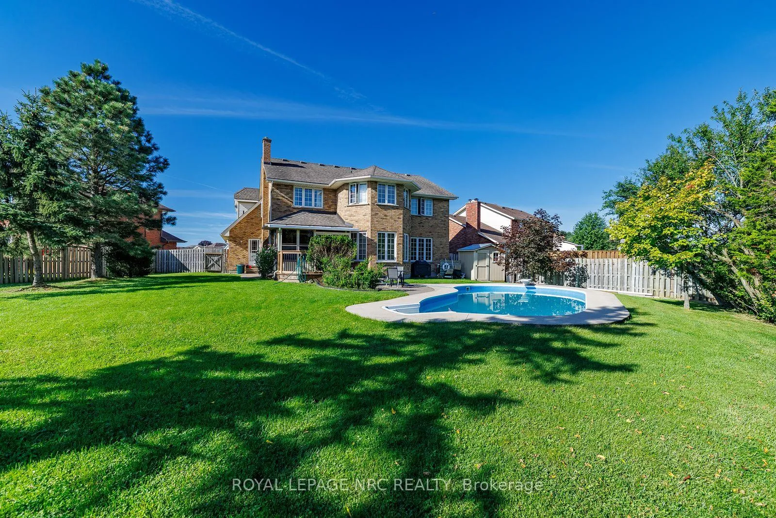 Photo 19 of 21 Elmvale Crescent, Port Colborne, Main Street — HOMEH