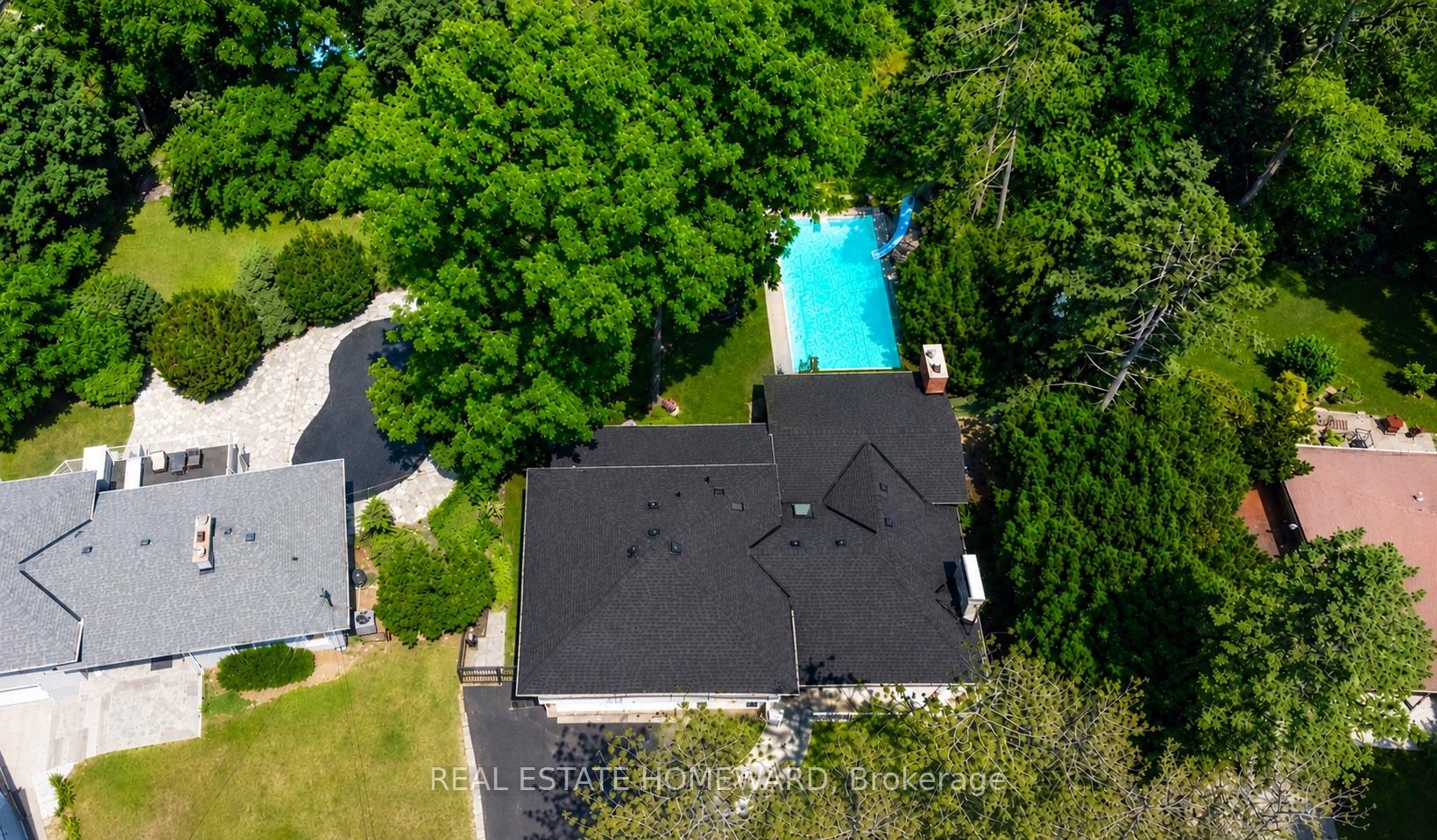 Photo 57 of 63 Cait Court, Hamilton, Ancaster — HOMEH