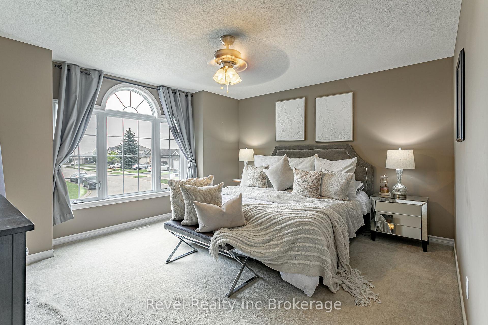Photo 27 of 53 Kerr Crescent, Ingersoll, Ingersoll - North — HOMEH