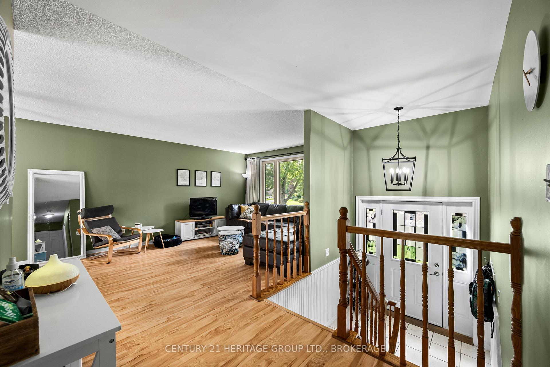Photo 14 of 912 Safari Drive, Kingston, North of Taylor-Kidd Blvd — HOMEH