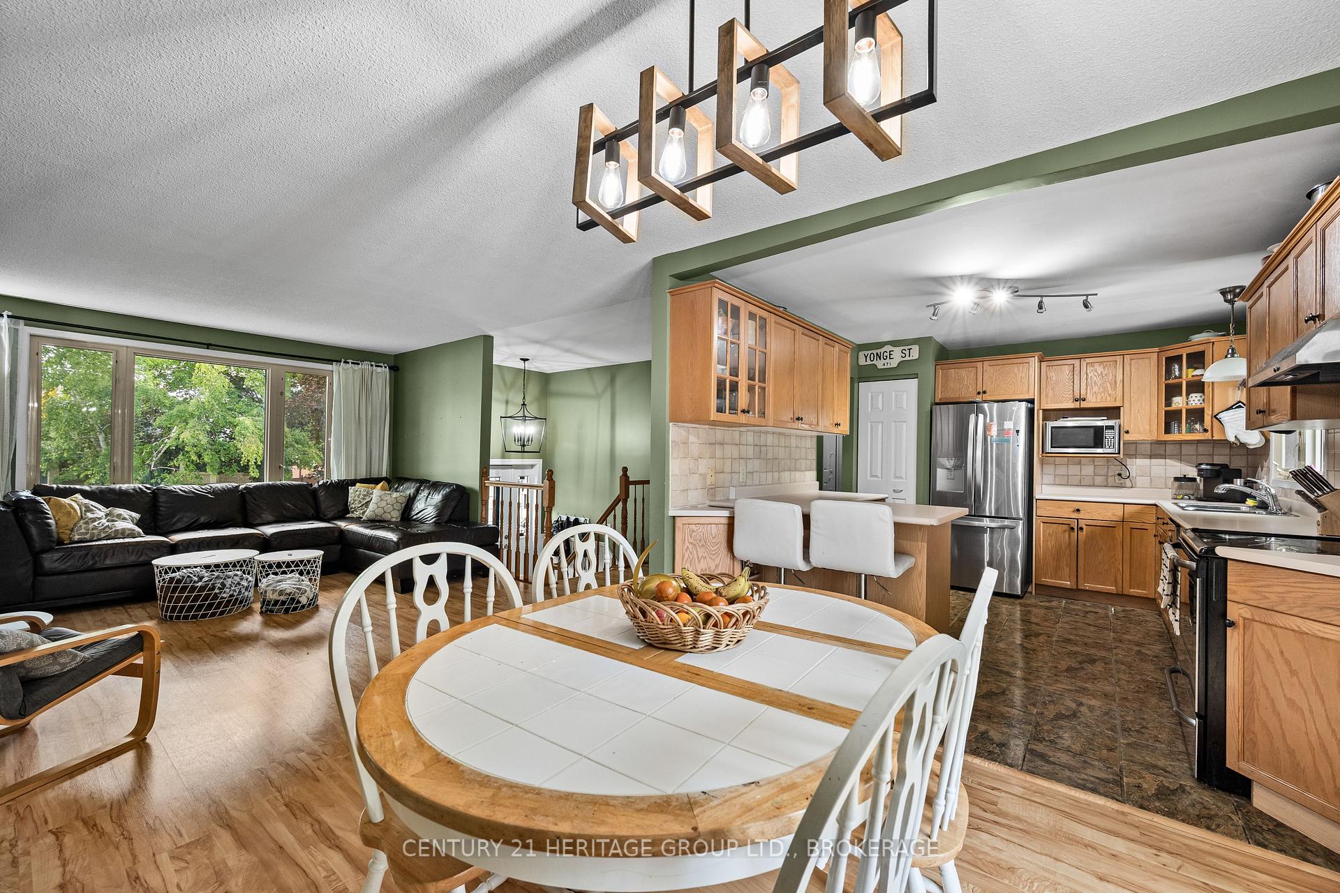 Photo 21 of 912 Safari Drive, Kingston, North of Taylor-Kidd Blvd — HOMEH