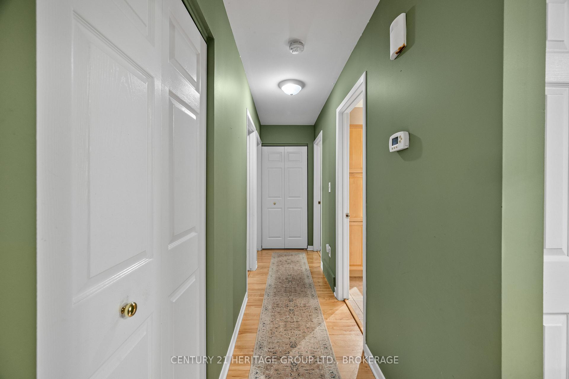 Photo 26 of 912 Safari Drive, Kingston, North of Taylor-Kidd Blvd — HOMEH
