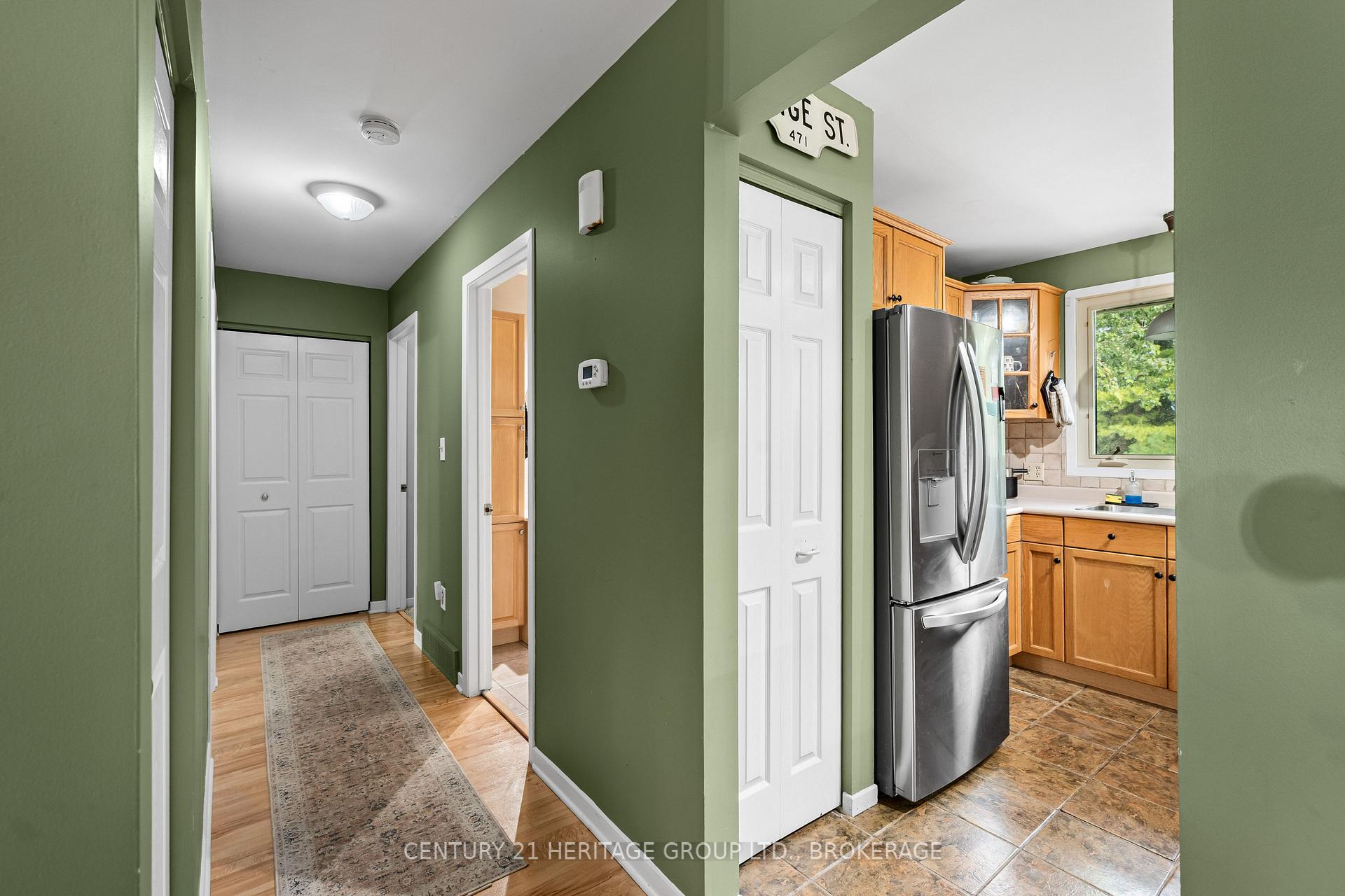Photo 27 of 912 Safari Drive, Kingston, North of Taylor-Kidd Blvd — HOMEH