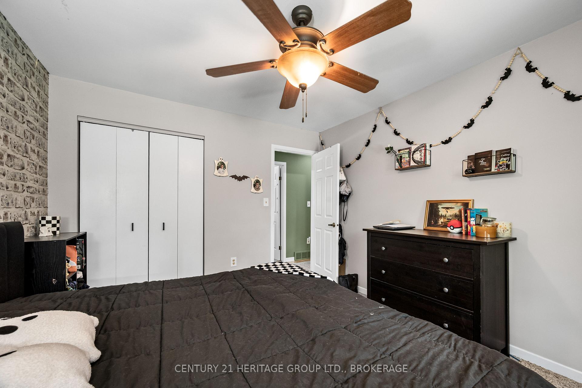 Photo 32 of 912 Safari Drive, Kingston, North of Taylor-Kidd Blvd — HOMEH