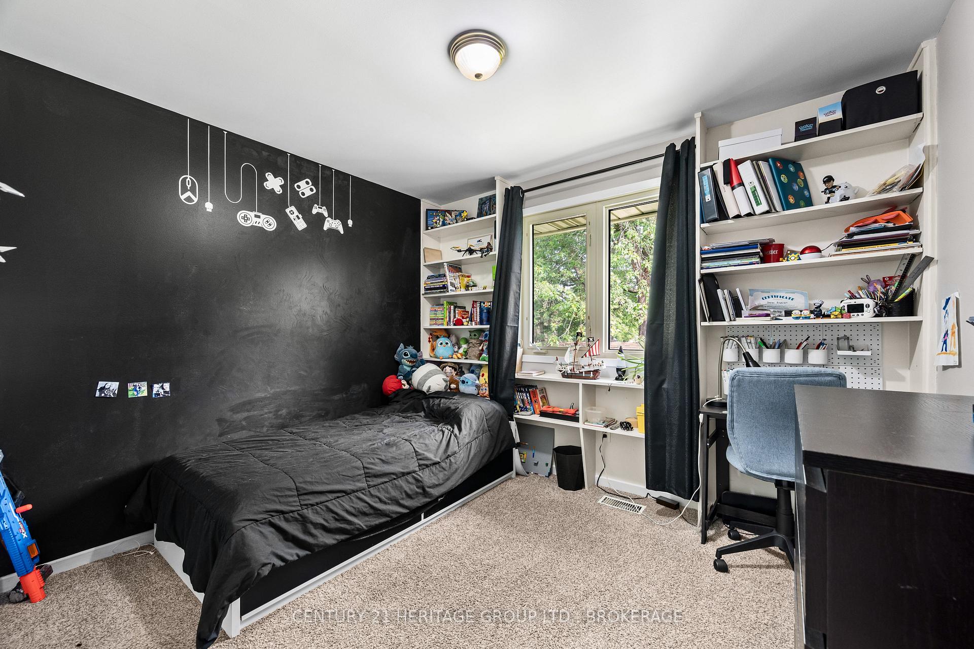 Photo 33 of 912 Safari Drive, Kingston, North of Taylor-Kidd Blvd — HOMEH