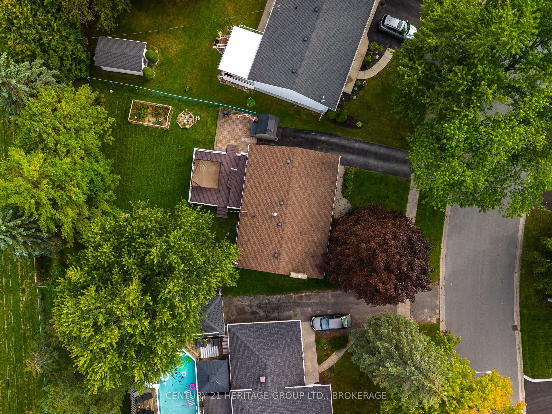 Photo 46 of 912 Safari Drive, Kingston, North of Taylor-Kidd Blvd — HOMEH
