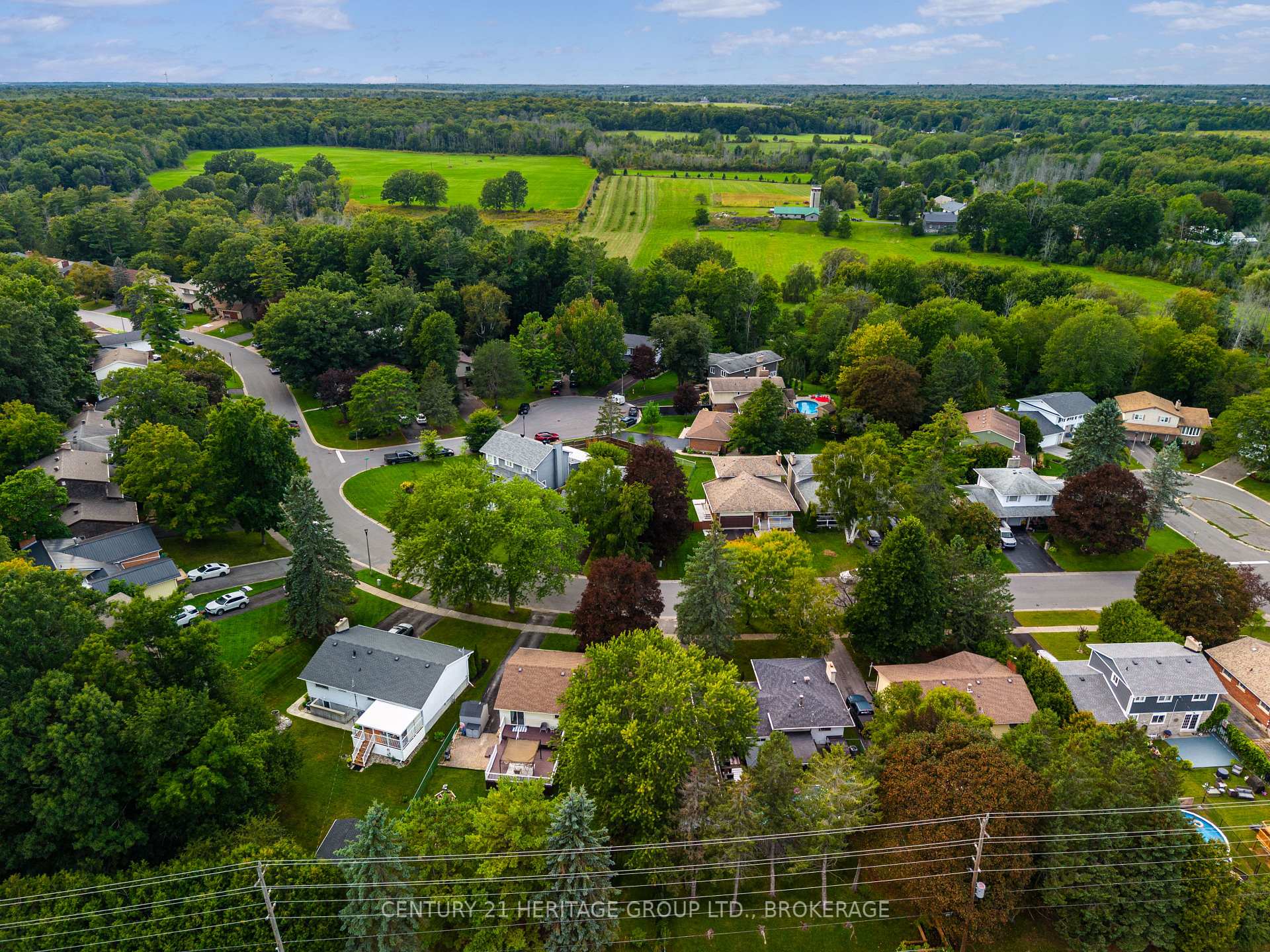 Photo 48 of 912 Safari Drive, Kingston, North of Taylor-Kidd Blvd — HOMEH