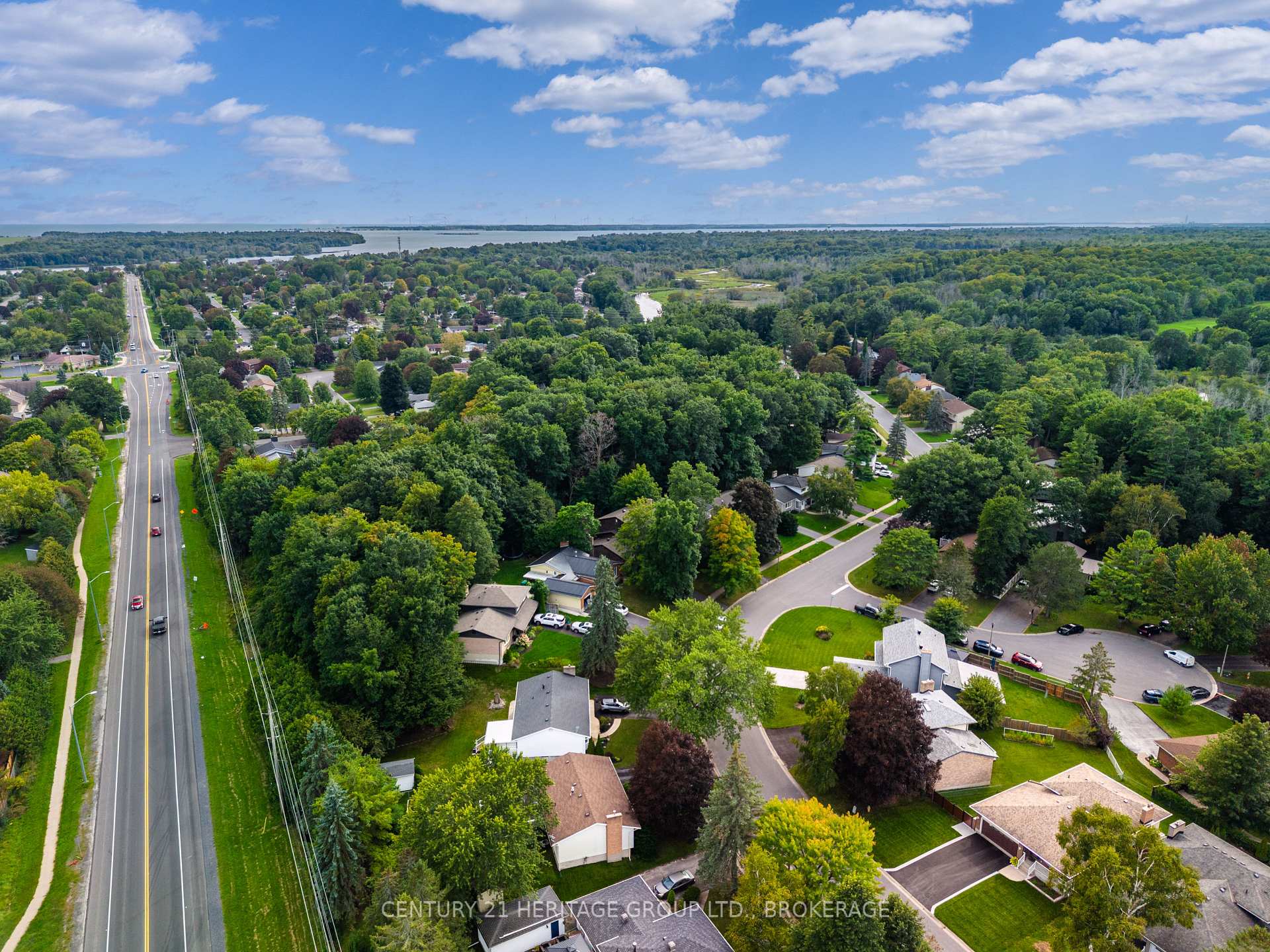 Photo 49 of 912 Safari Drive, Kingston, North of Taylor-Kidd Blvd — HOMEH