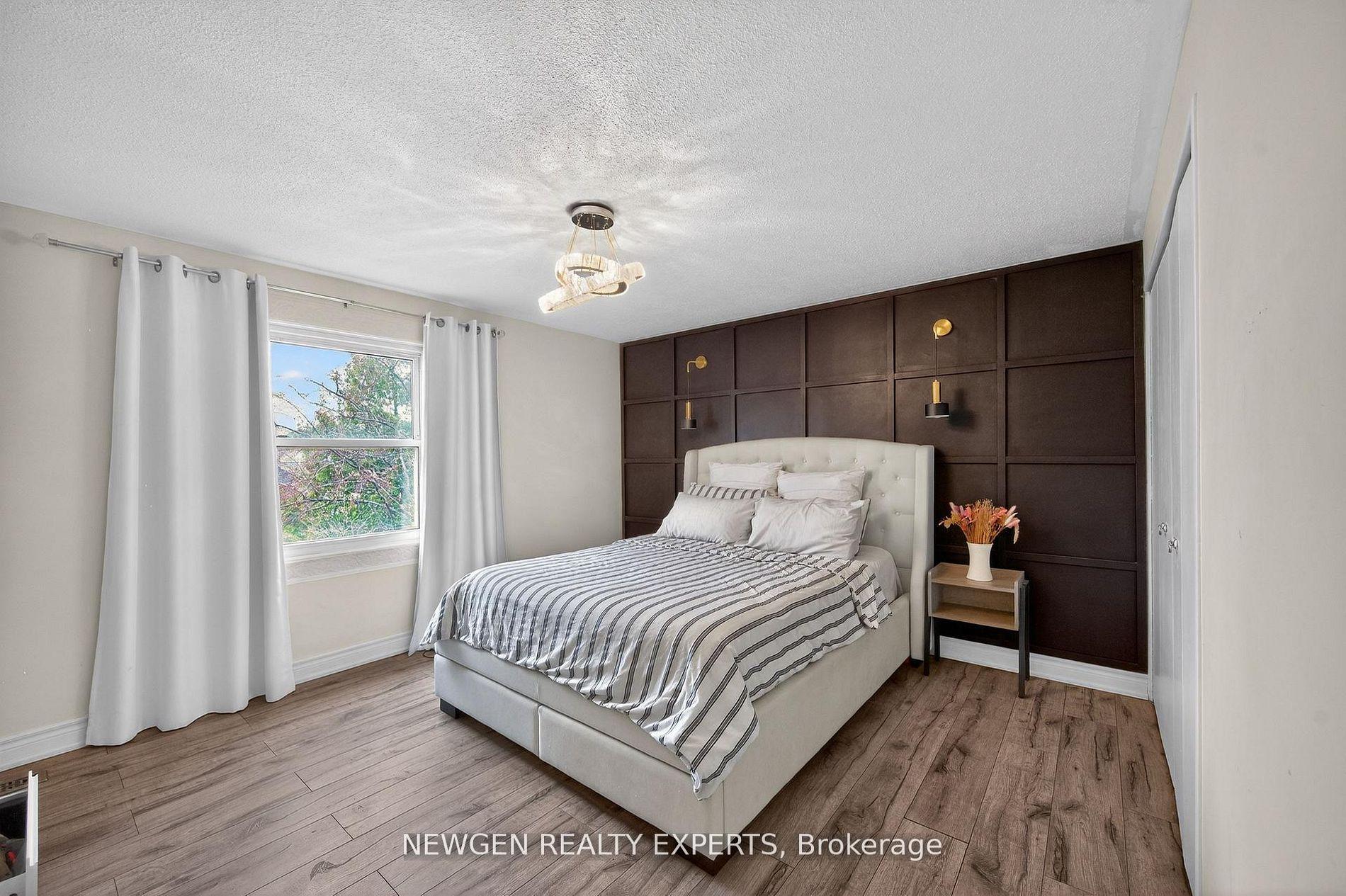 Photo 20 of 63 Faludon Drive, Halton Hills, Georgetown — HOMEH