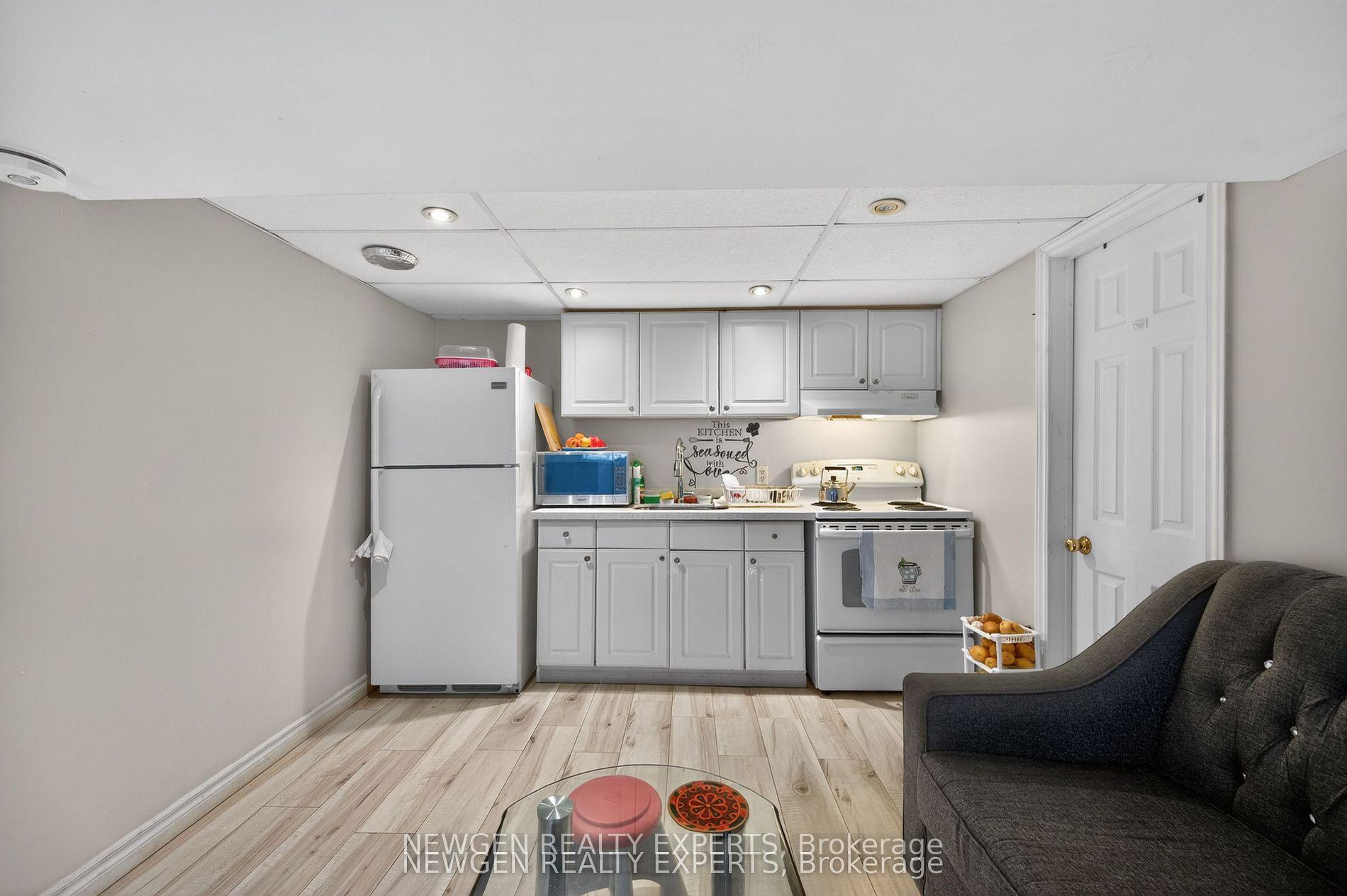 Photo 32 of 63 Faludon Drive, Halton Hills, Georgetown — HOMEH