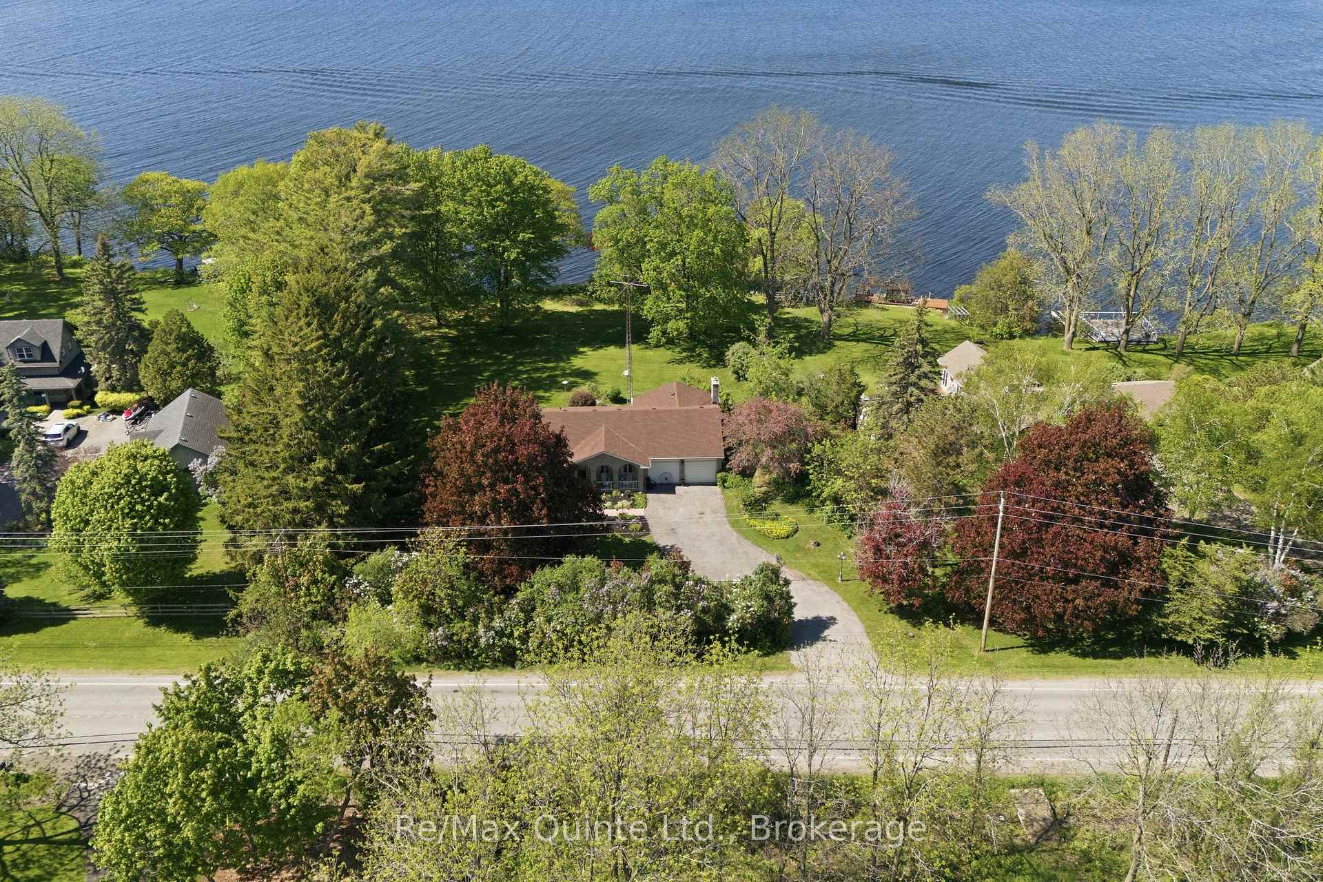 Photo 1 of 1678 County Road 3, Prince Edward County, Ameliasburg Ward — HOMEH