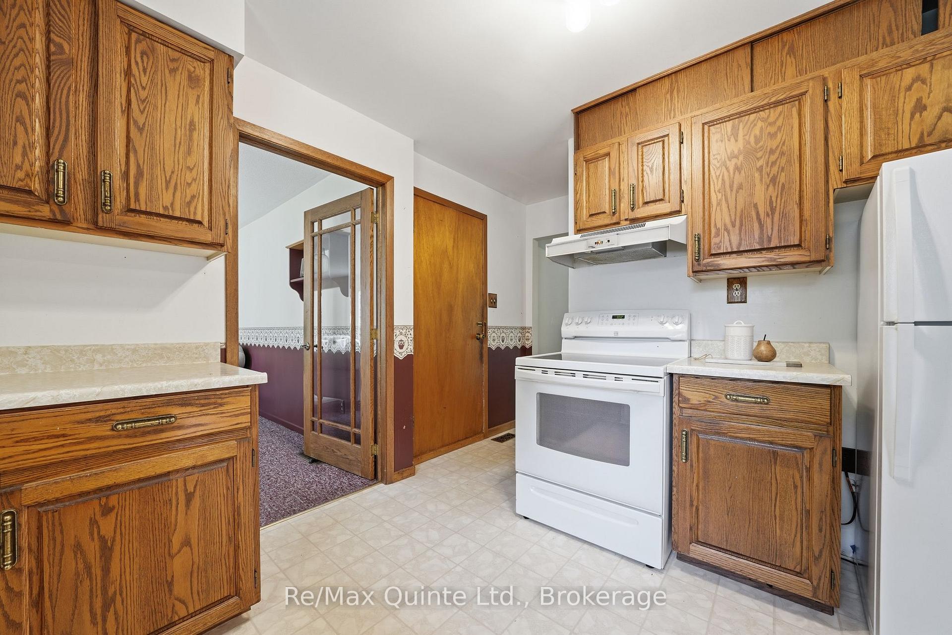 Photo 16 of 1678 County Road 3, Prince Edward County, Ameliasburg Ward — HOMEH