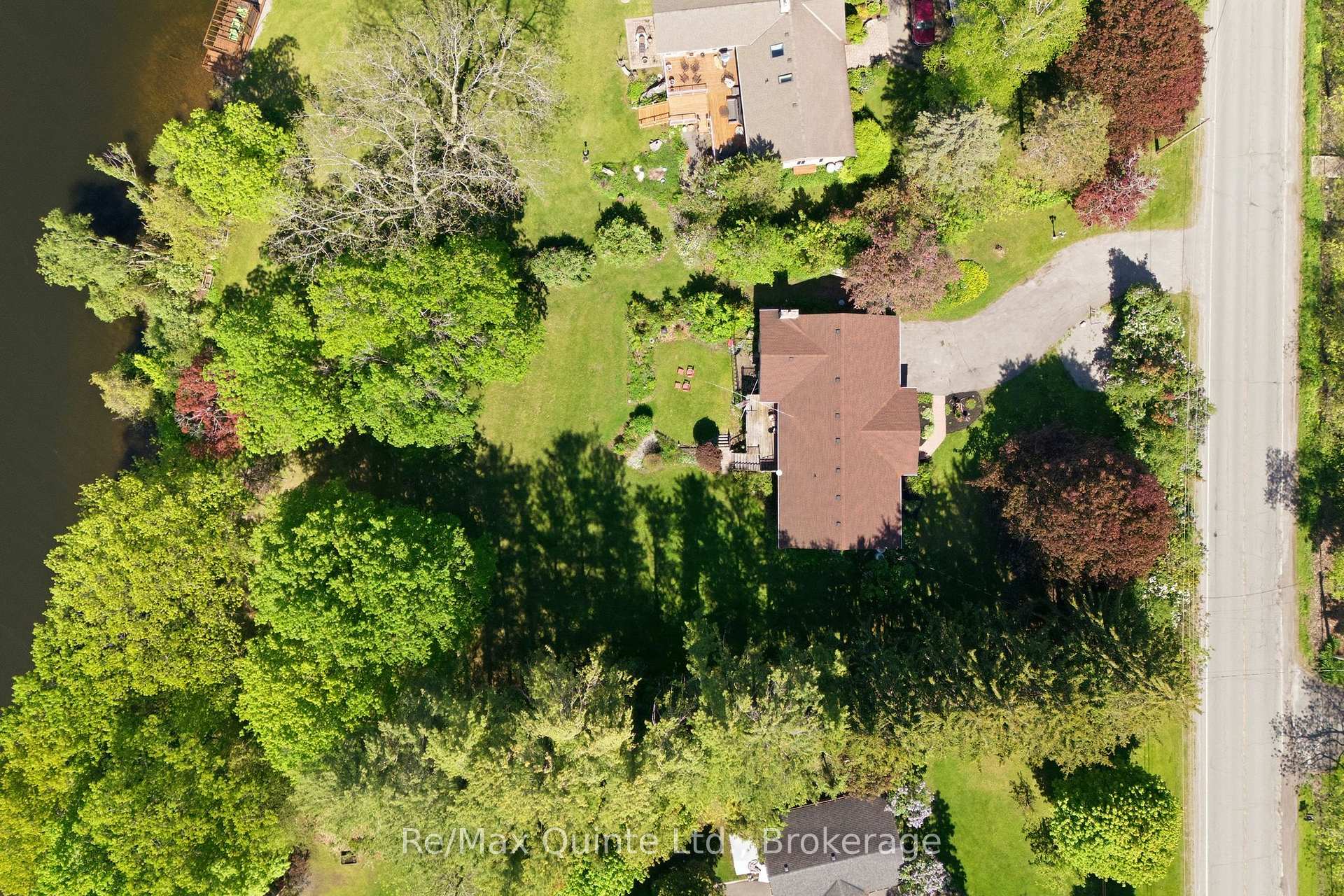 Photo 26 of 1678 County Road 3, Prince Edward County, Ameliasburg Ward — HOMEH