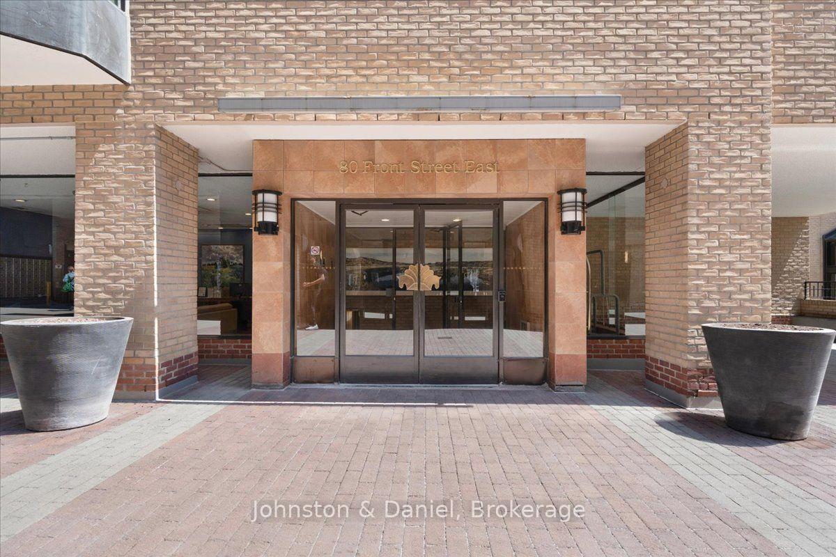 Photo 4 of Unit 518, 80 Front Street E, Toronto, Church-Yonge Corridor — HOMEH