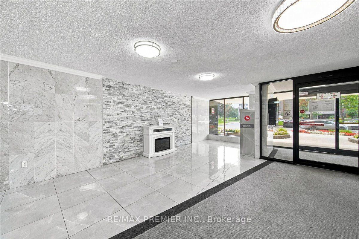 Photo 4 of Unit 1711, 4 Kings Cross Road, Brampton, Queen Street Corridor — HOMEH