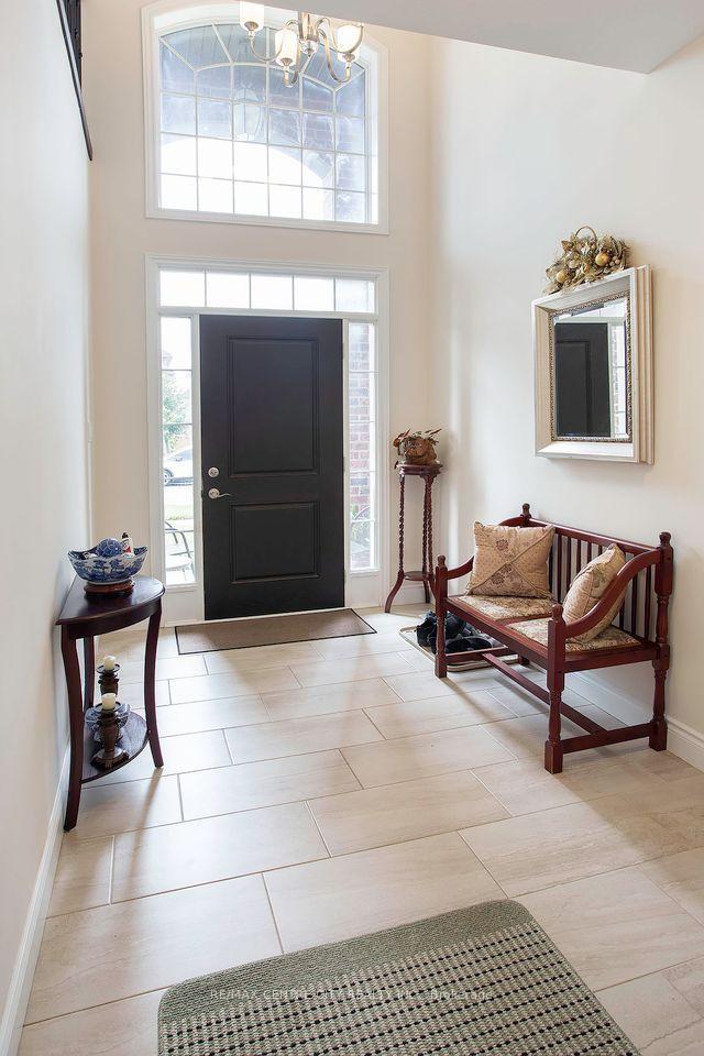 Photo 4 of 1586 Noah Bend, London, North I — HOMEH