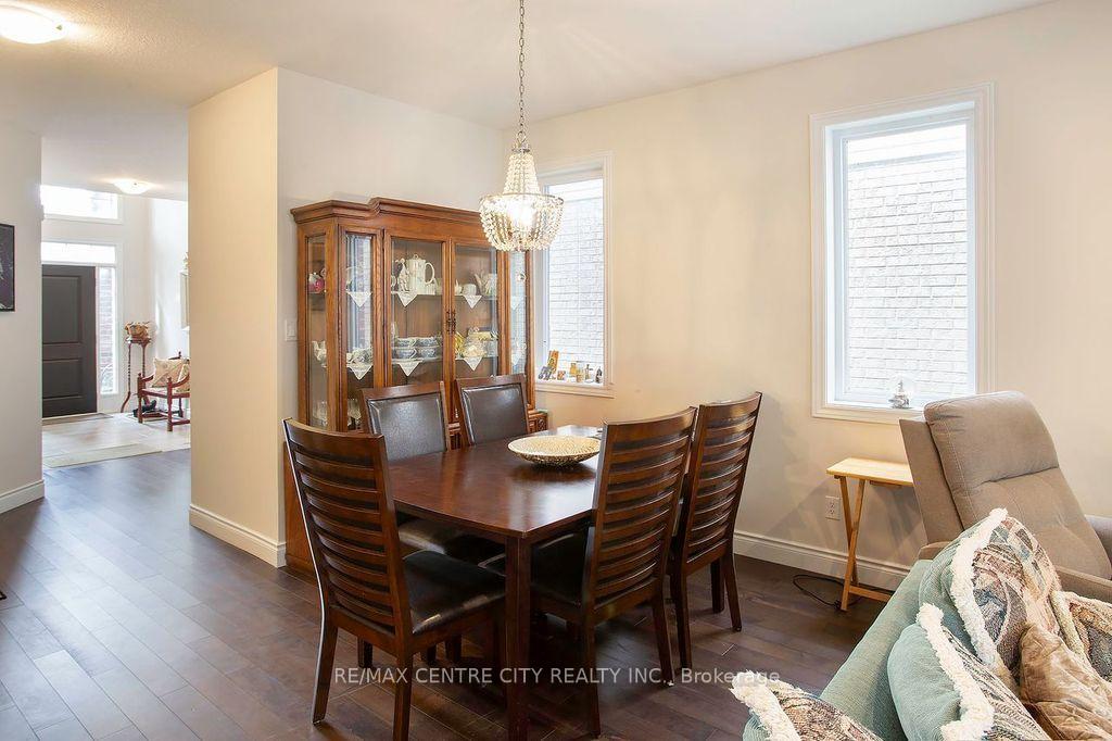 Photo 7 of 1586 Noah Bend, London, North I — HOMEH