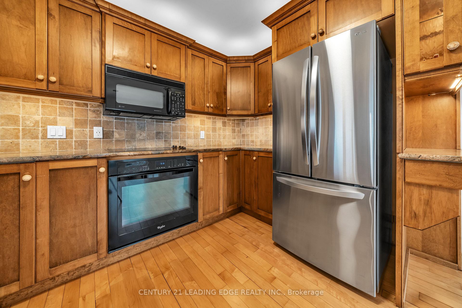 Photo 12 of 151 Cedar Crest Beach Road, Clarington, Bowmanville — HOMEH