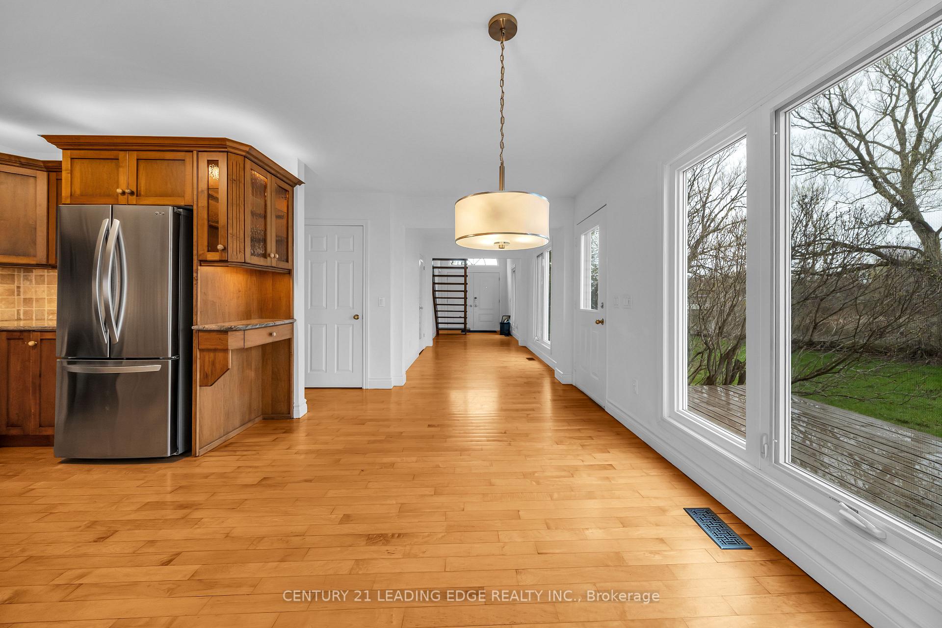 Photo 14 of 151 Cedar Crest Beach Road, Clarington, Bowmanville — HOMEH