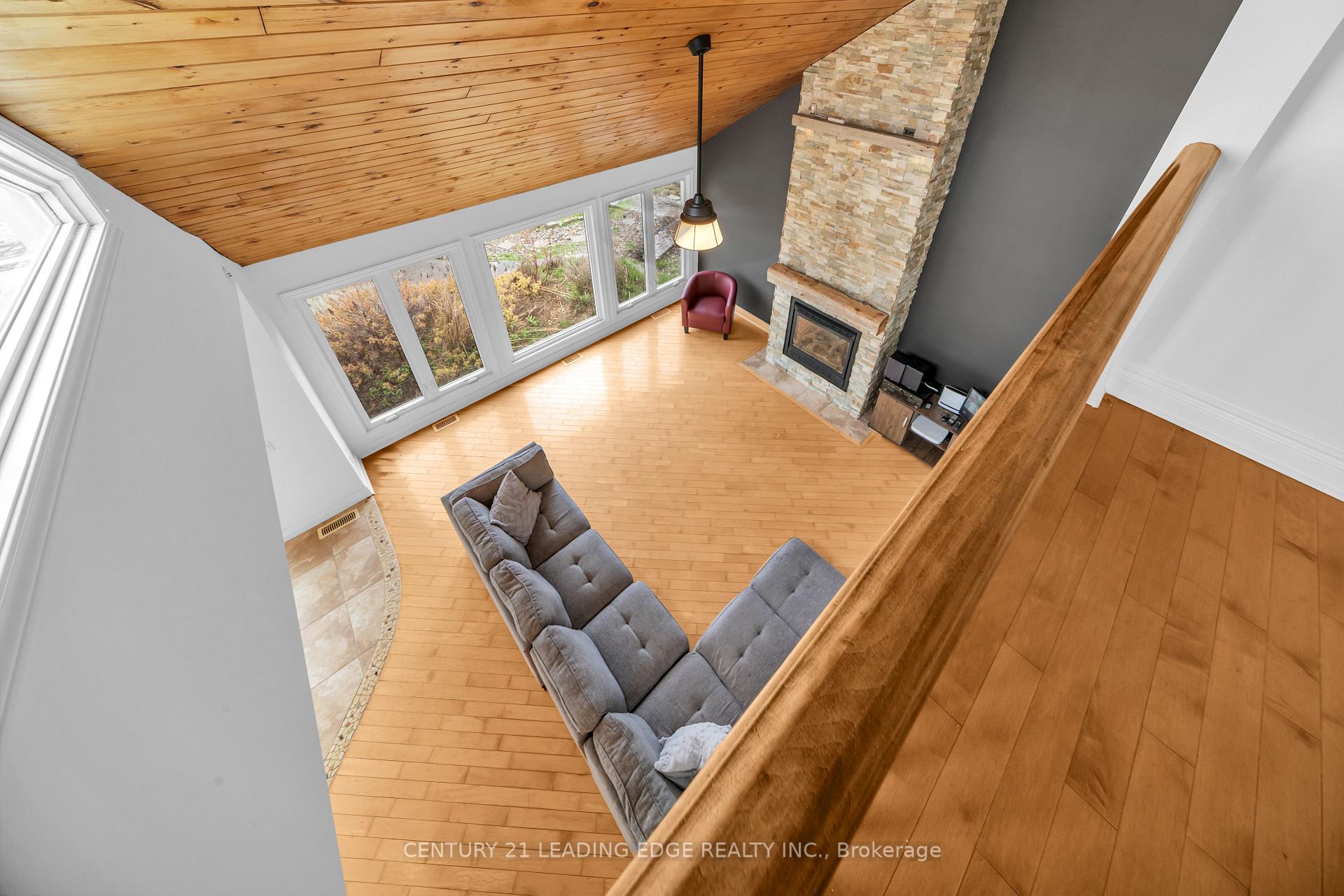 Photo 28 of 151 Cedar Crest Beach Road, Clarington, Bowmanville — HOMEH
