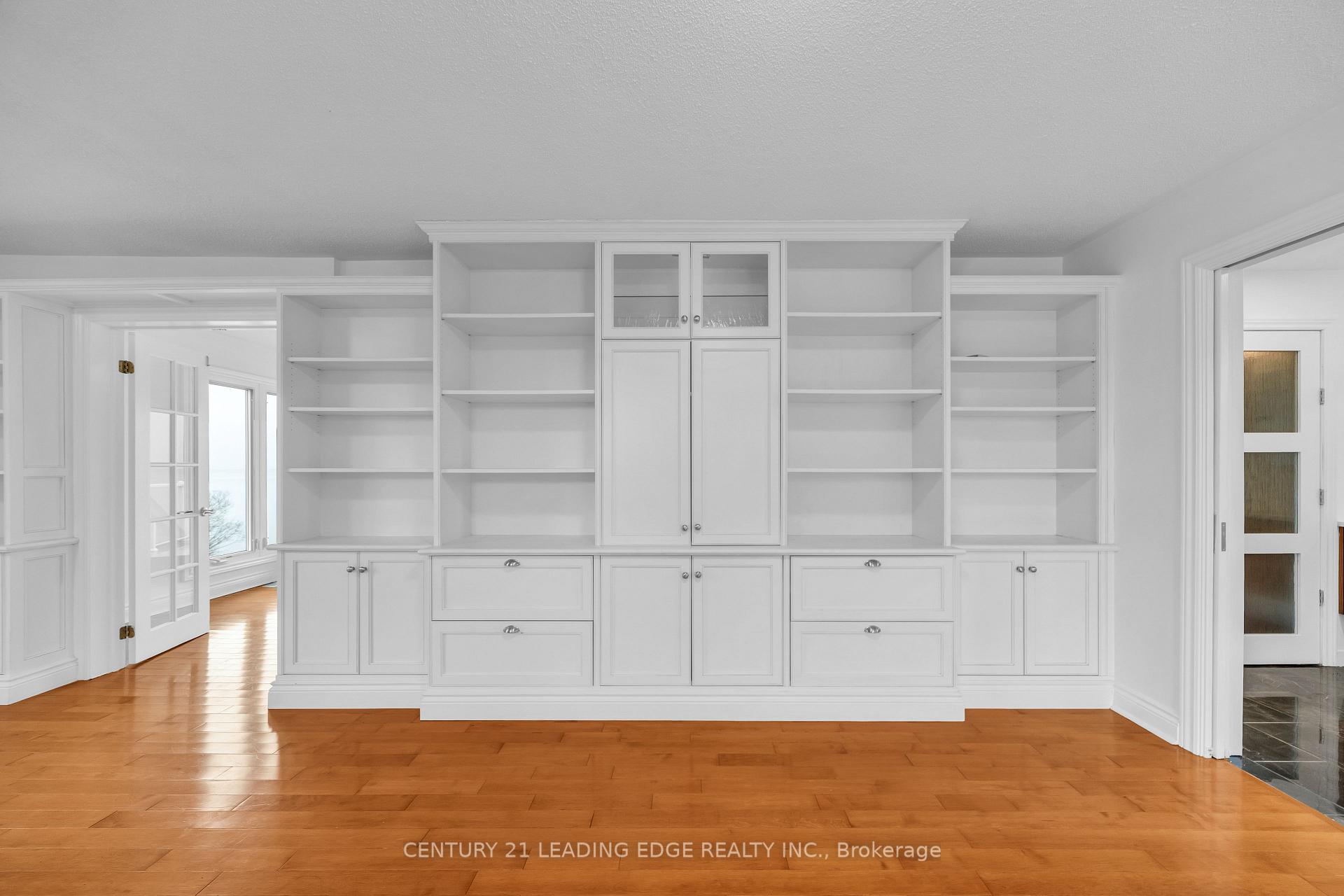 Photo 32 of 151 Cedar Crest Beach Road, Clarington, Bowmanville — HOMEH