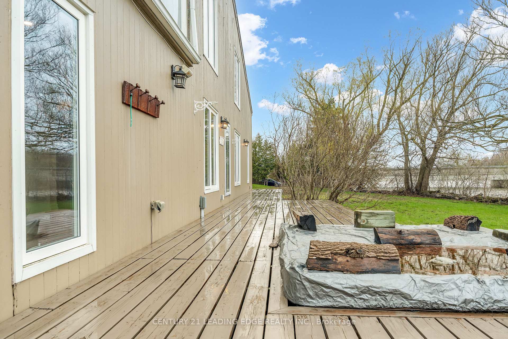 Photo 48 of 151 Cedar Crest Beach Road, Clarington, Bowmanville — HOMEH