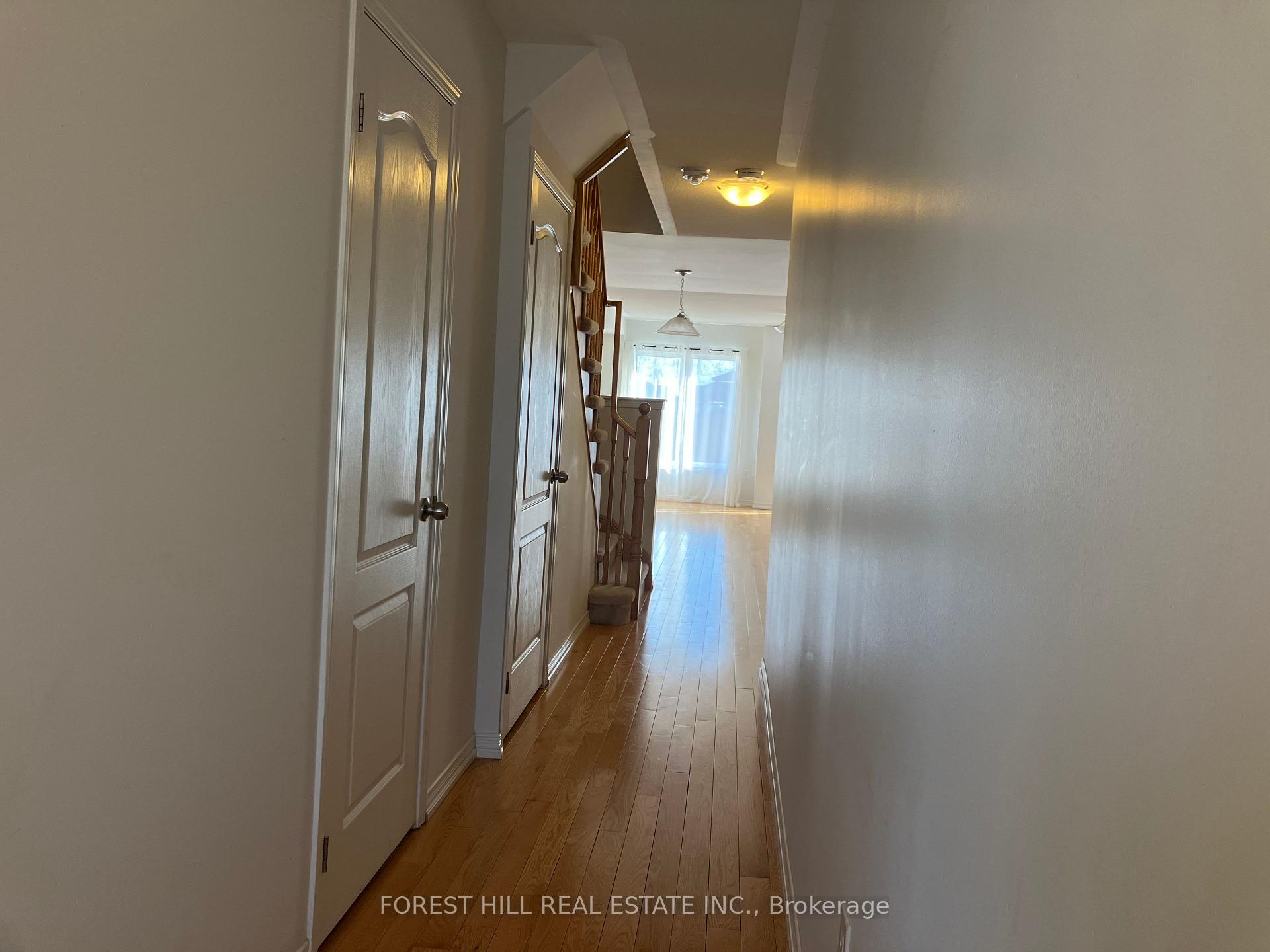 Photo 3 of 2448 Equestrian Crescent, Oshawa, Windfields — HOMEH